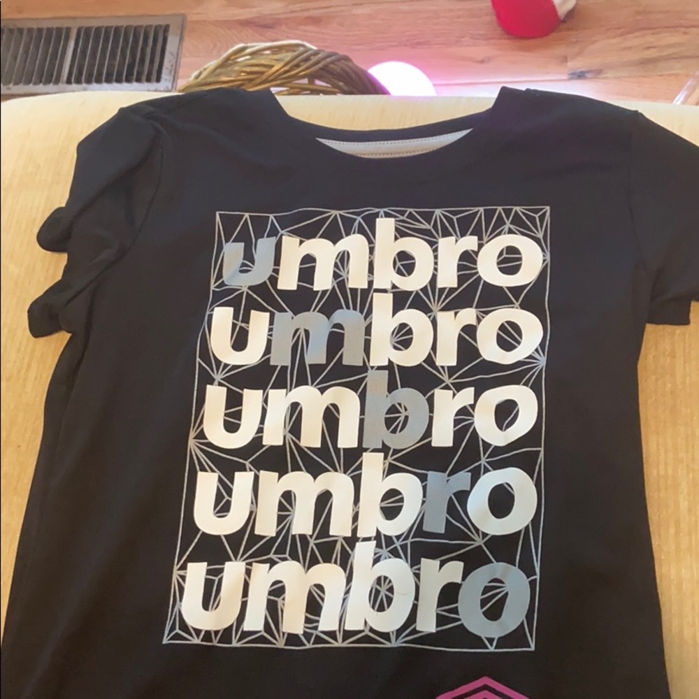 Umbro athletic shirt child’s L 10-12